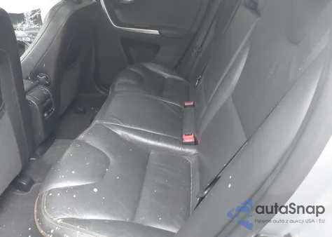 2012 Volvo Xc60 3.2/3.2 Platinum/3.2 Premier/3.2 Premier Plus z USA, uszkodzony, nr VIN YV4952DZ9C2268502